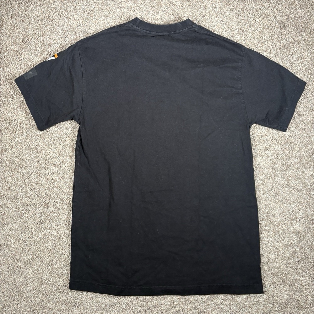 Who Jung Woo T Shirt - Hometown Hero Graphic Logo - Men's Size Medium - Picture 5 of 6